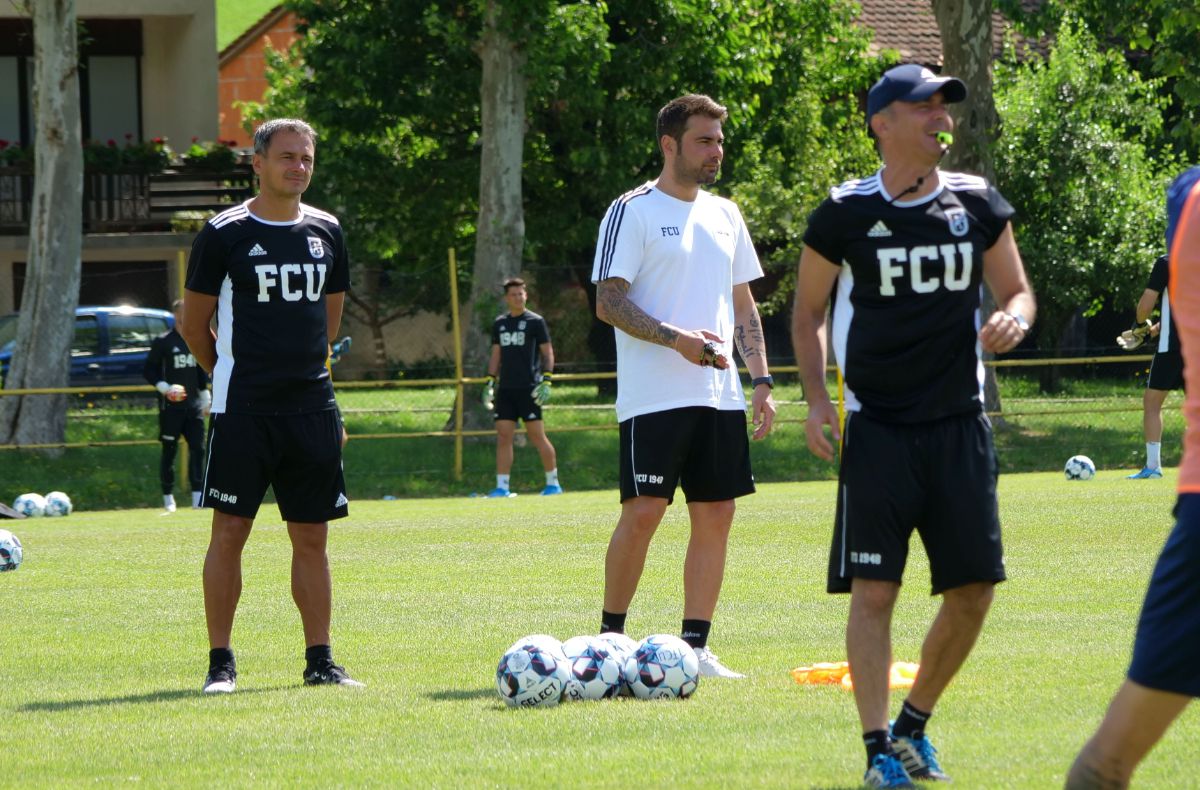 L-a convins pe Mutu » FCU Craiova a bifat a șaptea achiziție a verii: „Am auzit că fanii sunt fantastici”