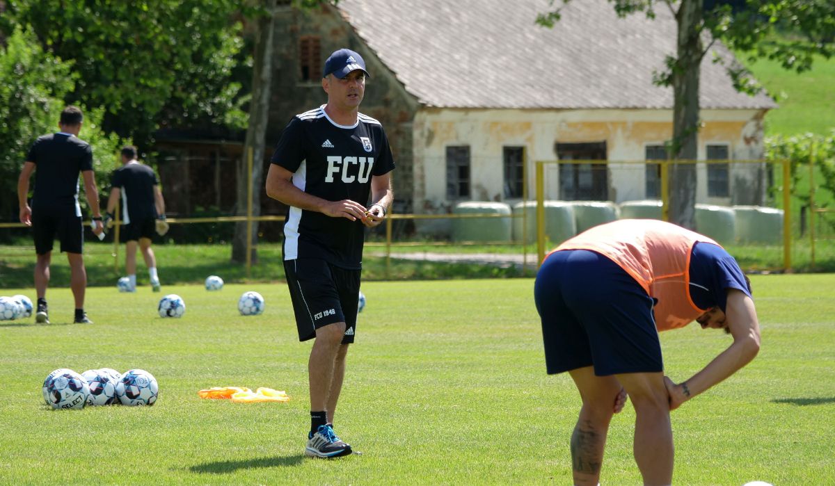 Zi plină pentru FCU Craiova: antrenament dimineață, meci seara + probleme cu un jucător