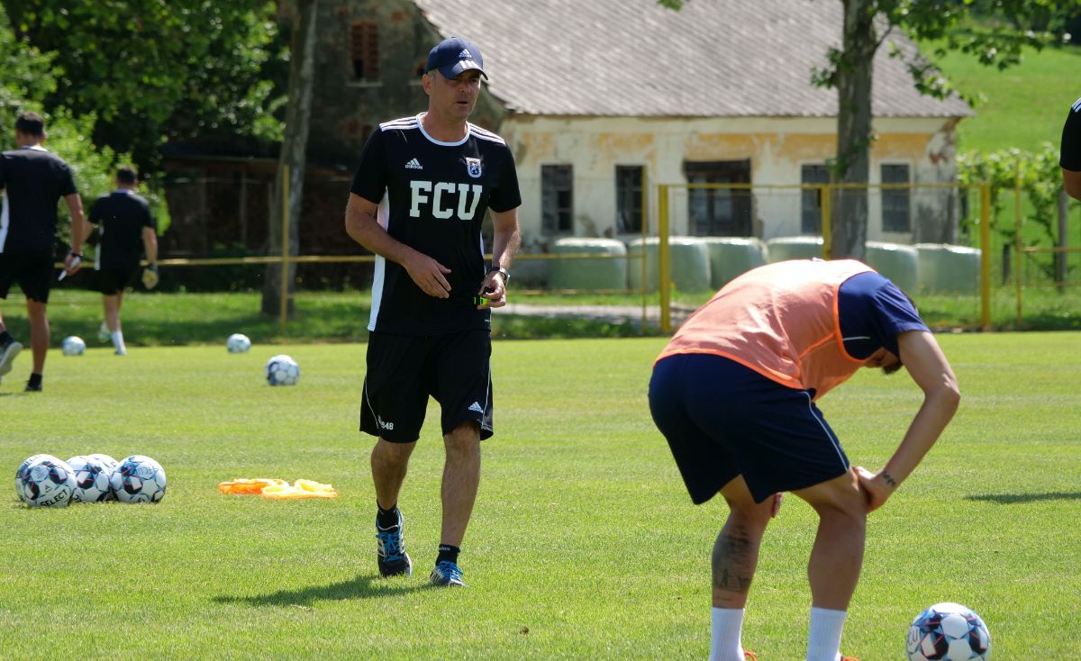 L-a convins pe Mutu » FCU Craiova a bifat a șaptea achiziție a verii: „Am auzit că fanii sunt fantastici”