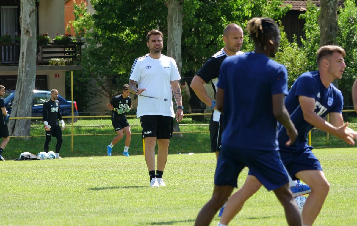 Zi plină pentru FCU Craiova: antrenament dimineață, meci seara + probleme cu un jucător