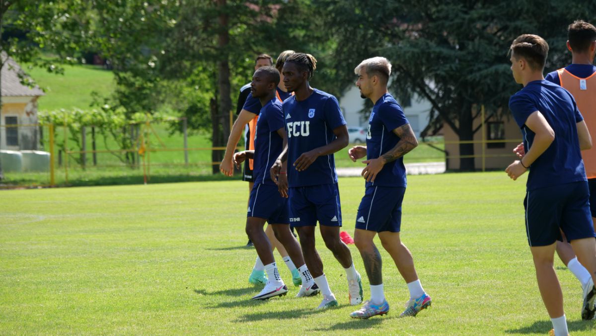 L-a convins pe Mutu » FCU Craiova a bifat a șaptea achiziție a verii: „Am auzit că fanii sunt fantastici”