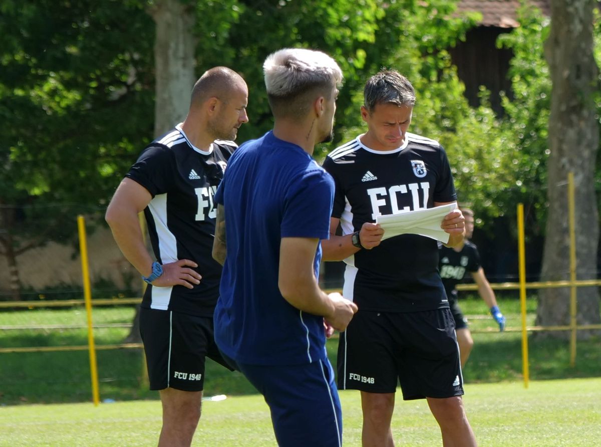 L-a convins pe Mutu » FCU Craiova a bifat a șaptea achiziție a verii: „Am auzit că fanii sunt fantastici”