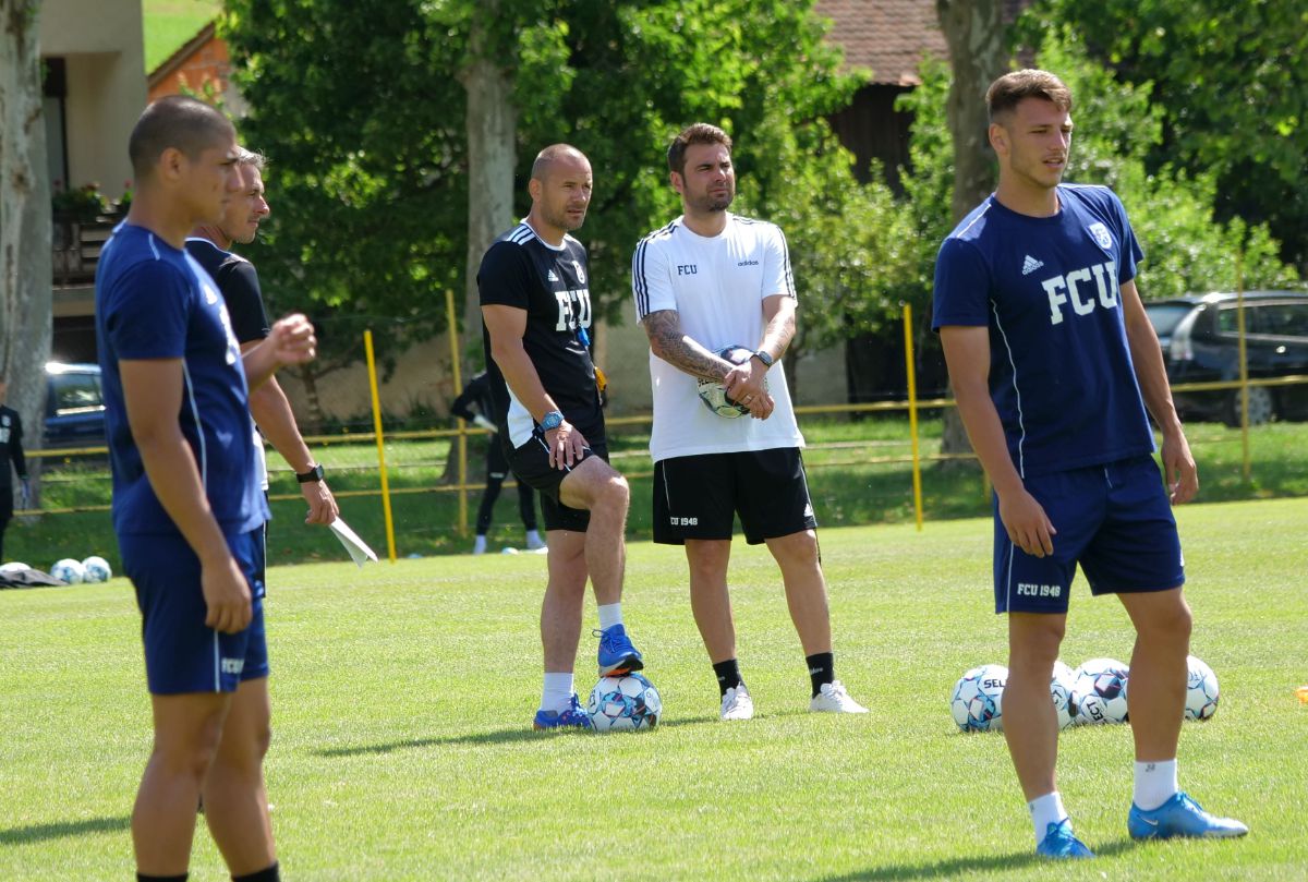 L-a convins pe Mutu » FCU Craiova a bifat a șaptea achiziție a verii: „Am auzit că fanii sunt fantastici”