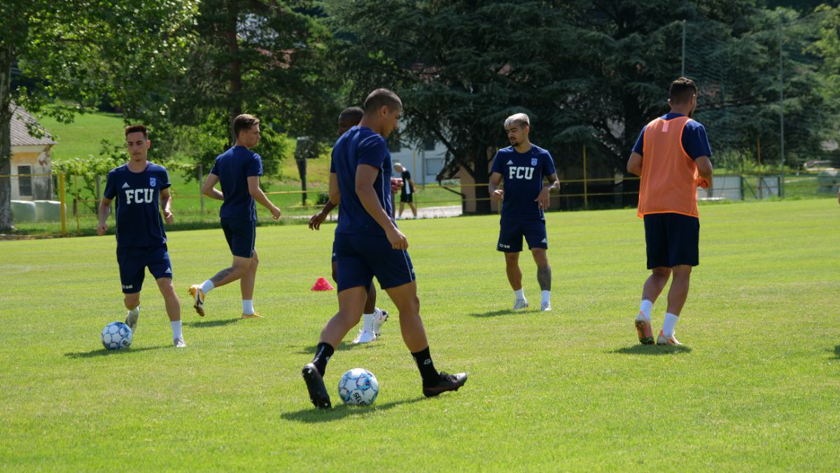 L-a convins pe Mutu » FCU Craiova a bifat a șaptea achiziție a verii: „Am auzit că fanii sunt fantastici”