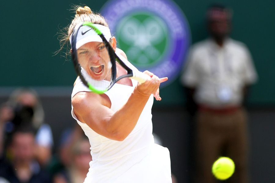 Simona Halep la Wimbledon / Sursă foto: Guliver/Getty Images Azi începe: 7 românce atacă Wimbledon 2022 » Întrebarea lui Mouratoglou pentru Simona Halep: „I-am răspuns: nu am spus asta niciodată”
