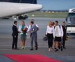 FOTO David Popovici și Robert Glință, sosire la Otopeni 26.06.22