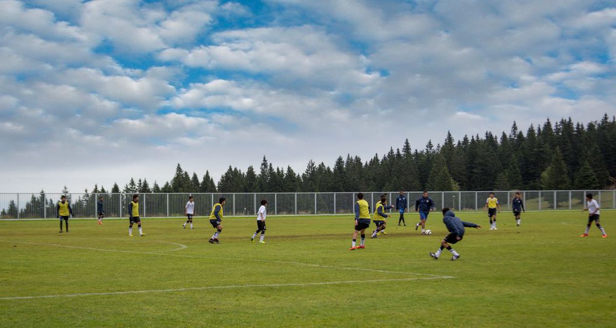 Dinamo, cantonament în paradisul sportului din Slovenia » Lotul deplasat + Imagini spectaculoase din casa provizorie a „câinilor”