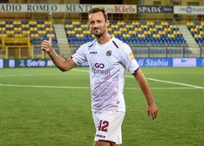 CFR Cluj a prezentat al 3-lea transfer al verii! Înlocuitor pentru plecarea iminentă a lui Burcă