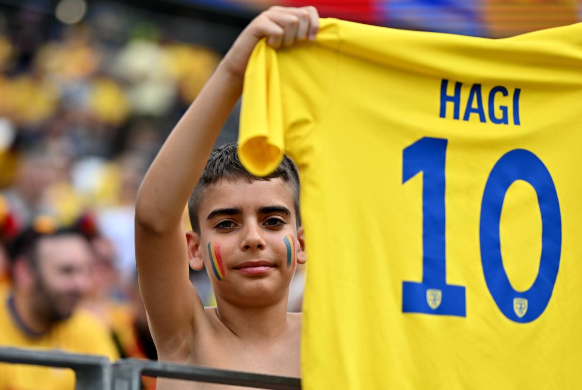 Slovacia - România, imagini cu fanii „tricolorilor” la intrarea în stadion + atmosfera creată de români