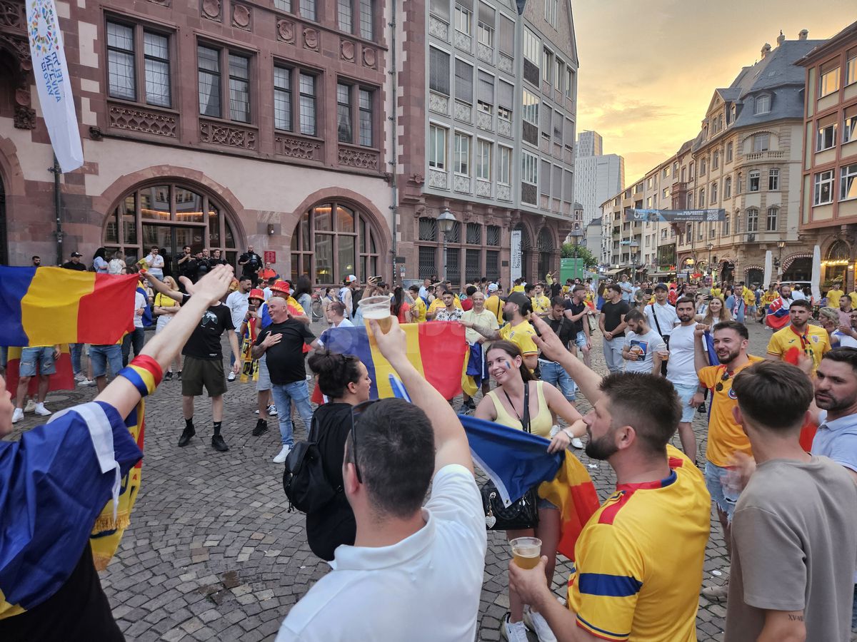 Fanii României au sărbătorit în piața din Frankfurt calificarea în optimile EURO 2024