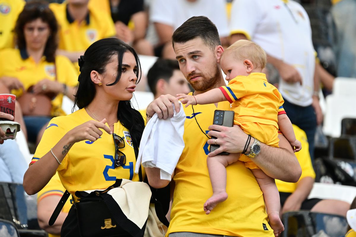 Jos pălăria! Niculescu, Rusescu și Alexa s-au ridicat în picioare și au aplaudat calificarea României în „optimile” Euro 2024