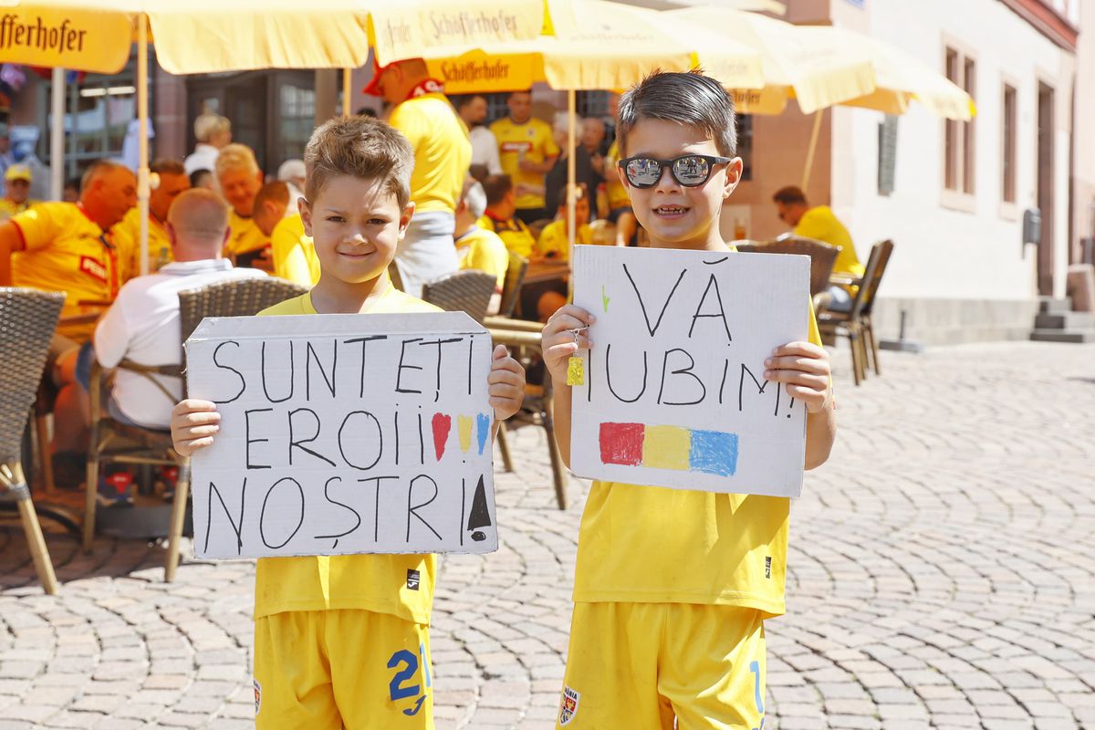 Atmosferă ca „acasă” la Frankfurt. Suporterii „tricolorilor” au luat cu asaltul orașul-port