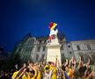 Suporterii naționalei au sărbătorit la Universitate calificarea în optimile de la Euro 2024 / foto: Ionuț Iordache