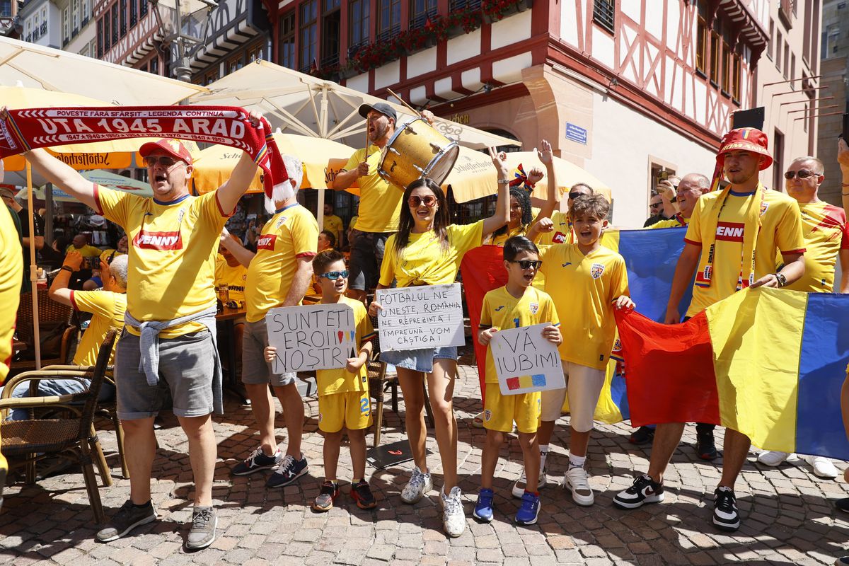 Atmosferă ca „acasă” la Frankfurt. Suporterii „tricolorilor” au luat cu asaltul orașul-port