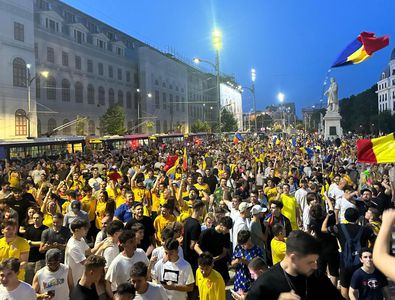 NEBUNIE la Universitate! Bucureștiul a sărbătorit în epicentrul bucuriei ...