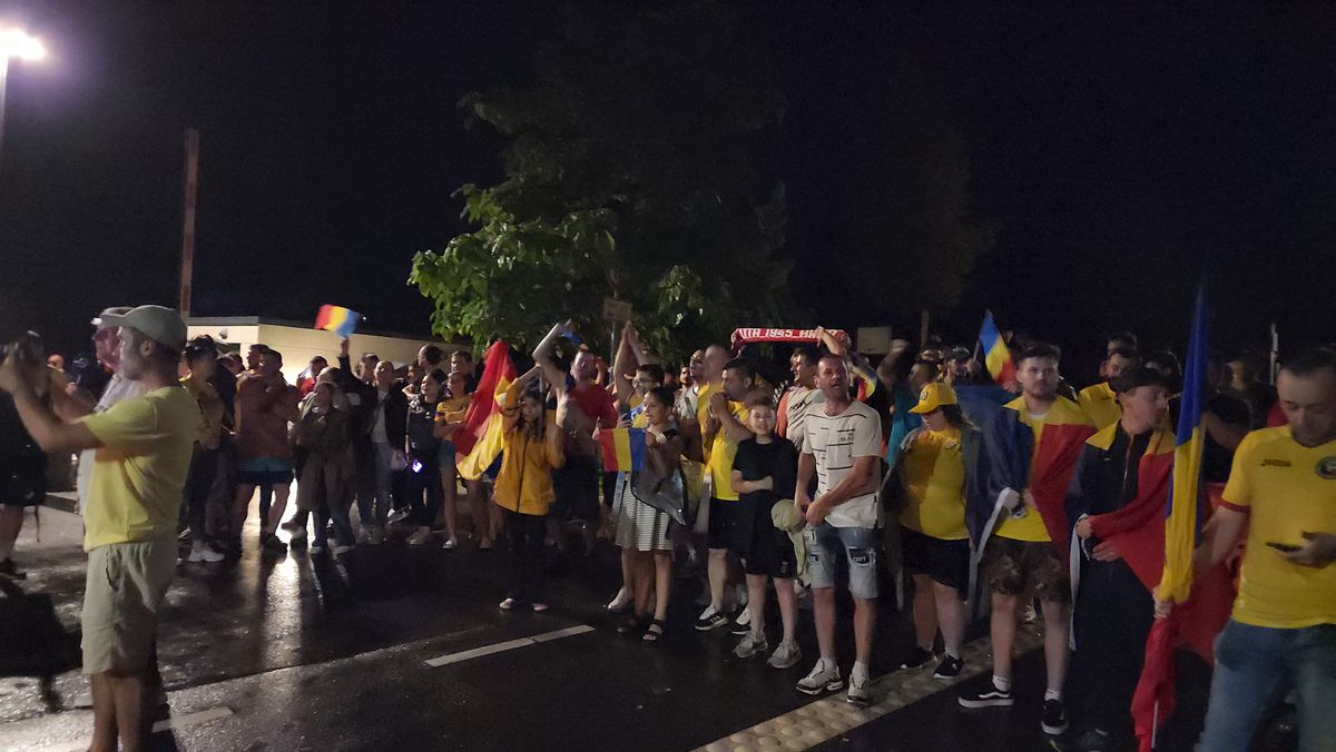 Cu doar două zile înainte de România - Olanda, Valentin Mihăilă a semnat: „Suntem fericiți să vă anunțăm”
