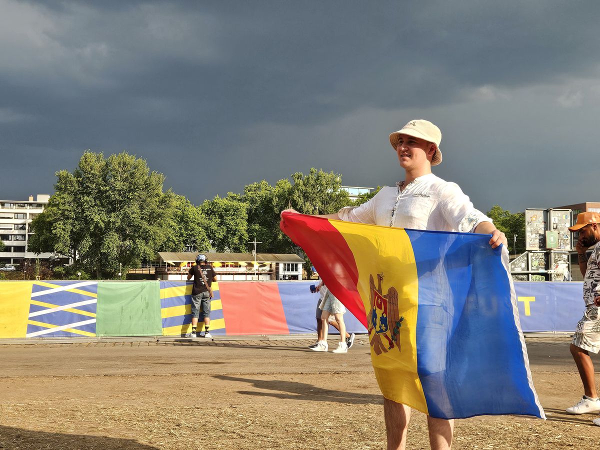 România are cele mai spectaculoase susținătoare! Imagini din fan zone-ul din Frankfurt