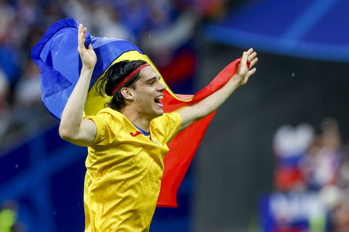 Imaginile euforiei tricolore! Momente senzaționale la Frankfurt: naționala a sărbătorit pe gazon calificarea