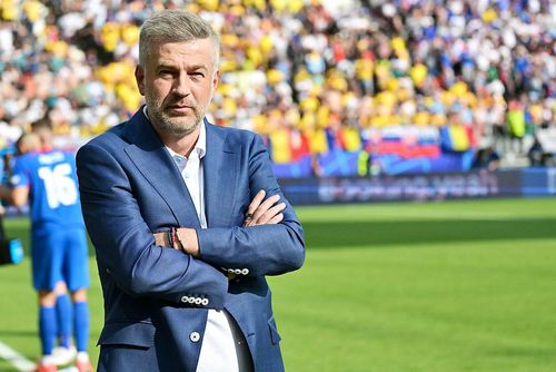 Anunț la miezul nopții: „Sunt aproape să obțină semnătura lui Edward Iordănescu!”