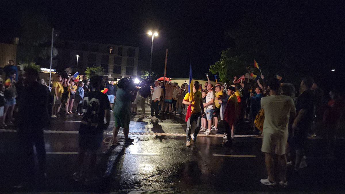 Cu doar două zile înainte de România - Olanda, Valentin Mihăilă a semnat: „Suntem fericiți să vă anunțăm”