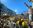 Suporterii naționalei au sărbătorit la Universitate calificarea în optimile de la Euro 2024 / foto: Ionuț Iordache