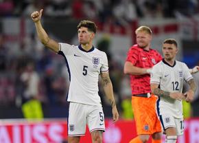 Presa britanică șterge pe jos cu prima reprezentativă: „Îți smulgi părul din cap și înjuri la televizor. Southgate este un alchimist în sens invers”