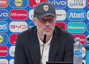 „Avem talent, avem potențial!” » Edi Iordănescu, spectacol la conferință: „Nici Generația de Aur nu s-a bucurat de o asemenea susținere!”