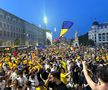 Suporterii naționalei au sărbătorit la Universitate calificarea în optimile de la Euro 2024 / foto: Ionuț Iordache