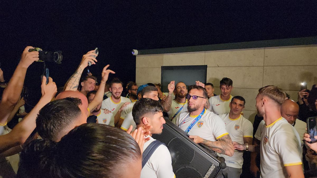 Cu doar două zile înainte de România - Olanda, Valentin Mihăilă a semnat: „Suntem fericiți să vă anunțăm”