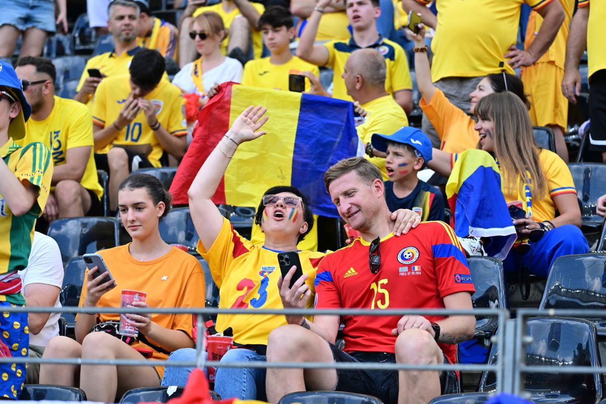 FABULOS! Ce s-a auzit din vestiarul României imediat după calificarea în optimile Euro 2024