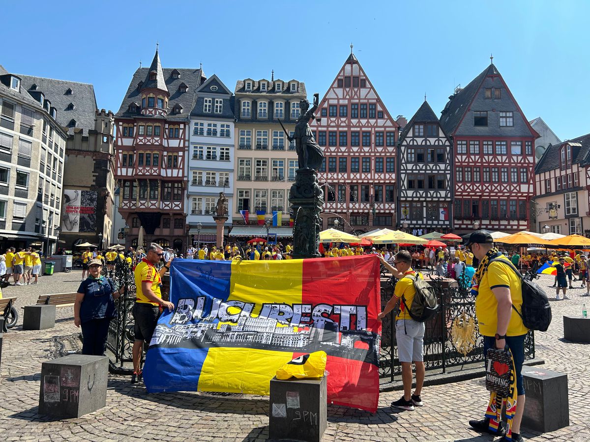 Atmosferă ca „acasă” la Frankfurt. Suporterii „tricolorilor” au luat cu asaltul orașul-port