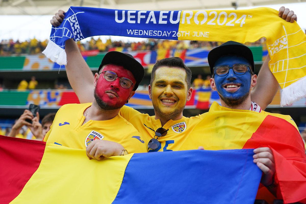 Asta-i România! Atmosferă de POVESTE la Frankfurt » Jos pălăria pentru miile de suporteri care scriu istorie în Germania!