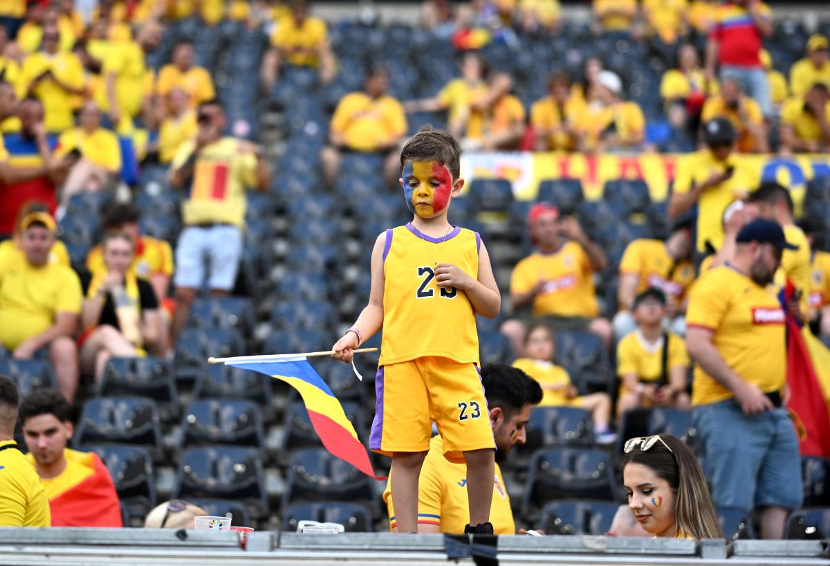 Slovacia - România, imagini cu fanii „tricolorilor” la intrarea în stadion + atmosfera creată de români
