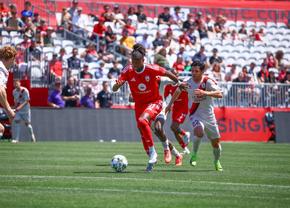 SUA bagă bani publici în fotbal? » Românul din America face o comparație cu țara noastră