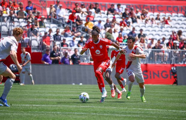 SUA bagă bani publici în fotbal? » Românul din America face o comparație cu țara noastră