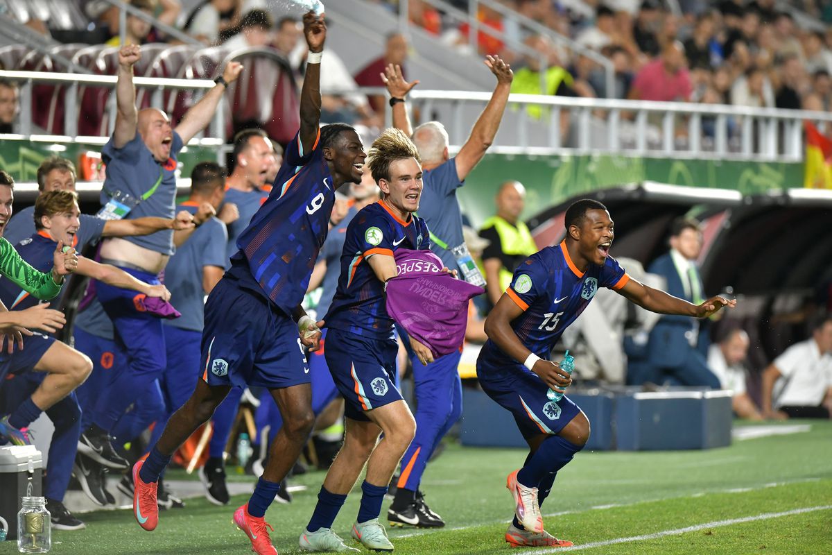 3 viitoare vedete care au încântat în finala Euro U19 din Giulești » Olanda îi propune pe următorii Van Dijk și Dumfries + noua „perlă” a Spaniei