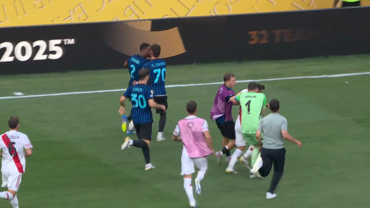 Scene tensionate la Inter - River Plate. Cristi Chivu, implicat direct