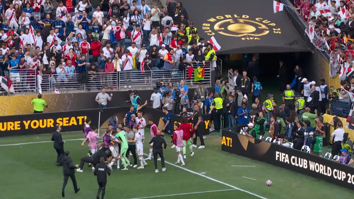 Scene tensionate la Inter - River Plate. Cristi Chivu, implicat direct