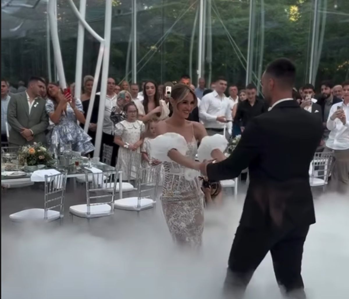 Noua handbalistă a vicecampioanei României, nuntă de vis în Muntenegru! Alegere curajoasă pentru rochie + imagini tari de la petrecerea „burlăcițelor”