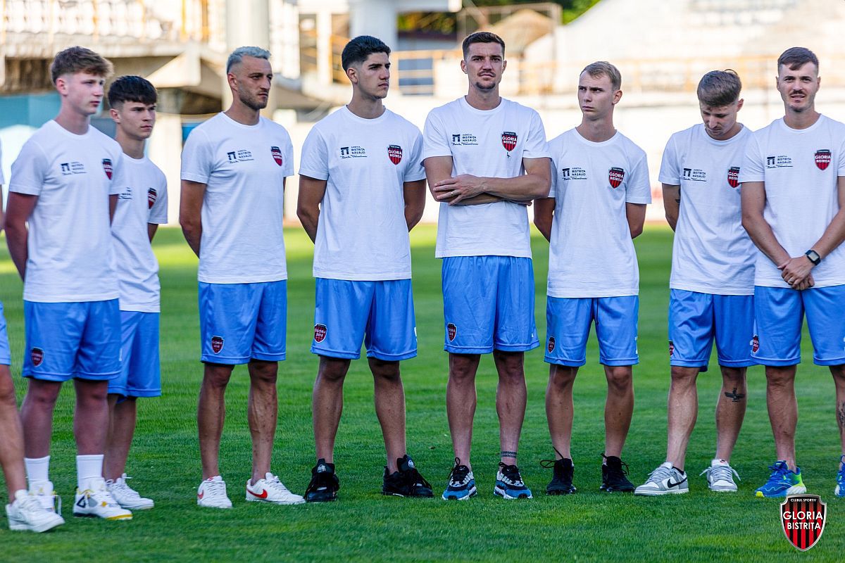 5 nume noi sub comanda lui Cristi Pustai la reunirea Gloriei Bistrița: doi abia au retrogradat din Superligă