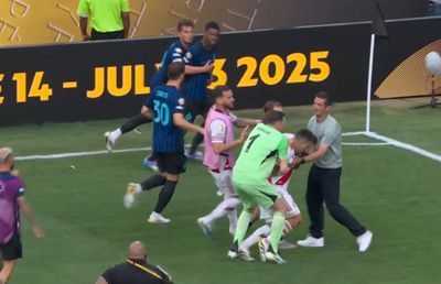 Motivul conflictului dintre Dumfries și Acuna » Cristi Chivu, implicat activ!