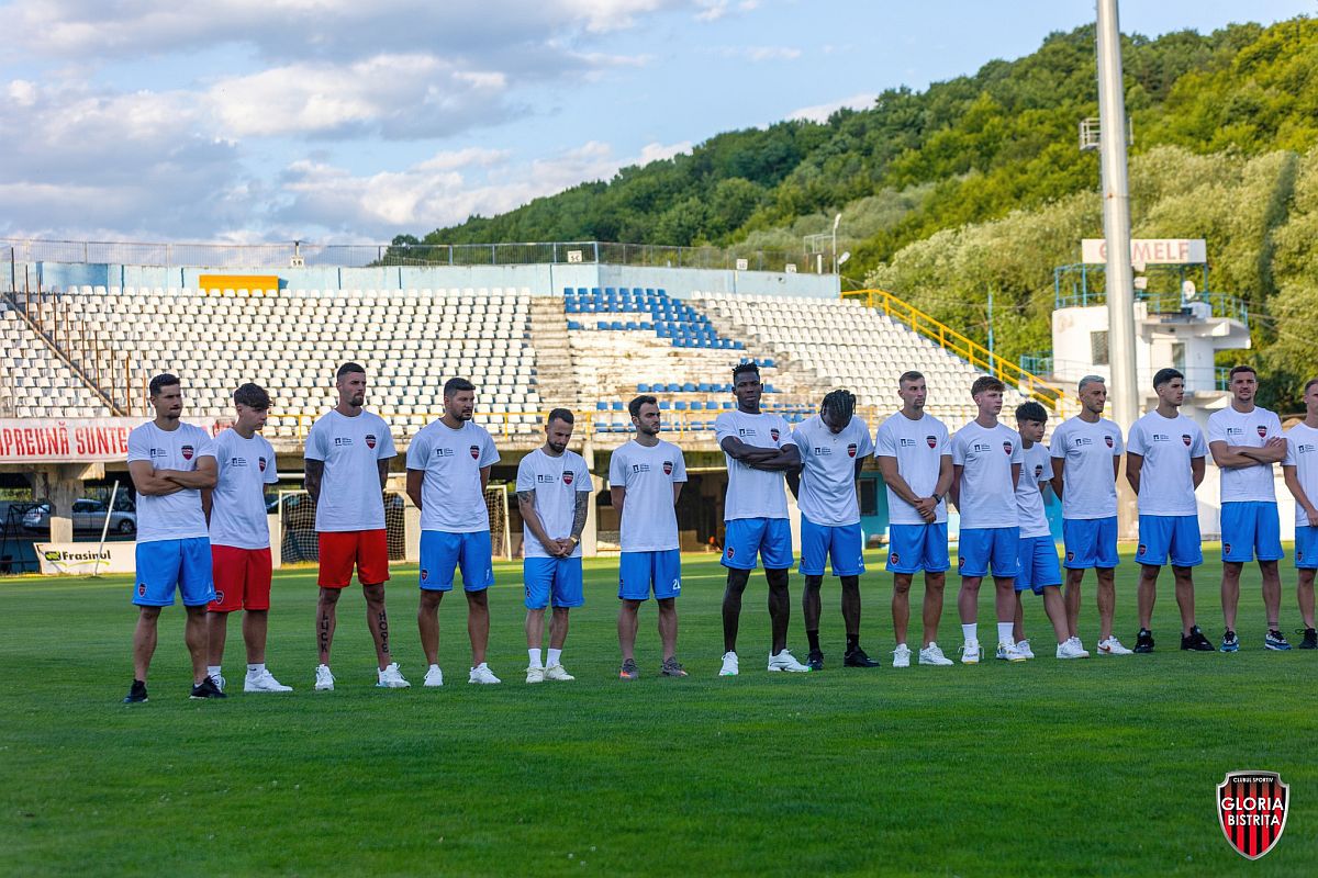 5 nume noi sub comanda lui Cristi Pustai la reunirea Gloriei Bistrița: doi abia au retrogradat din Superligă