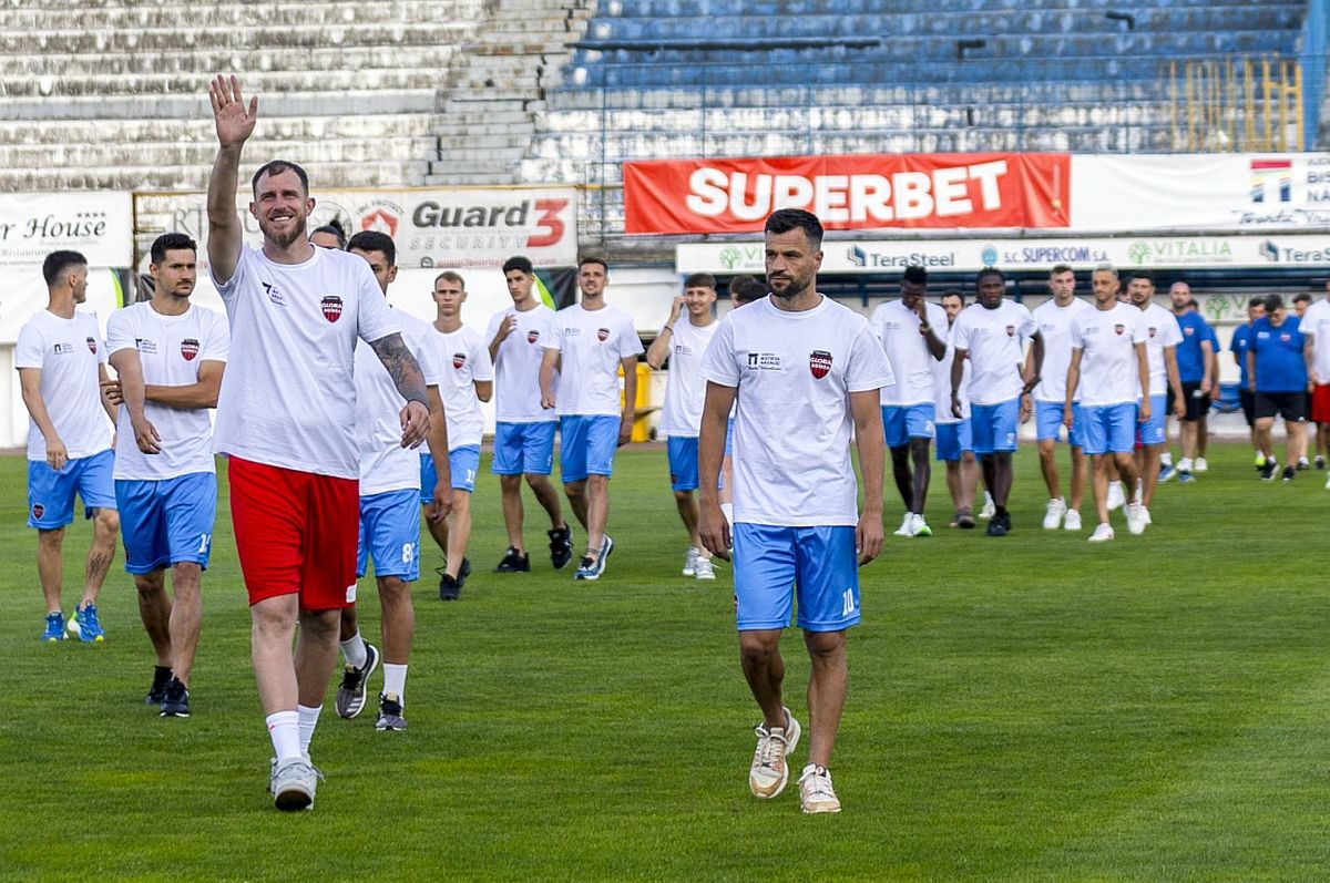 5 nume noi sub comanda lui Cristi Pustai la reunirea Gloriei Bistrița: doi abia au retrogradat din Superligă