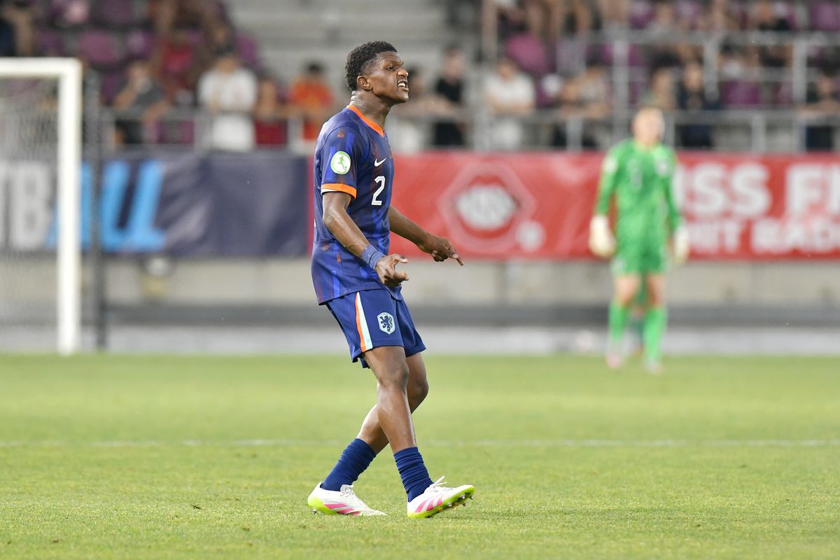 Spania U19 - Olanda U19 0-1. Viitor „portocaliu”: un autogol pe Giulești a tranșat finala Europeanului U19. Burleanu și arbitrii, huiduiți la premiere