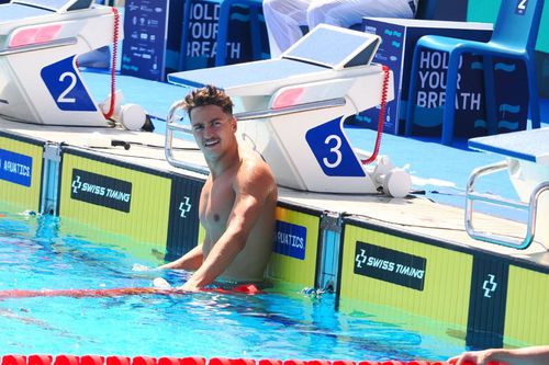 Denis Popescu, record național la 100 m fluture la Campionatele Europene U23 » Sportivul de 21 de ani s-a calificat în finală