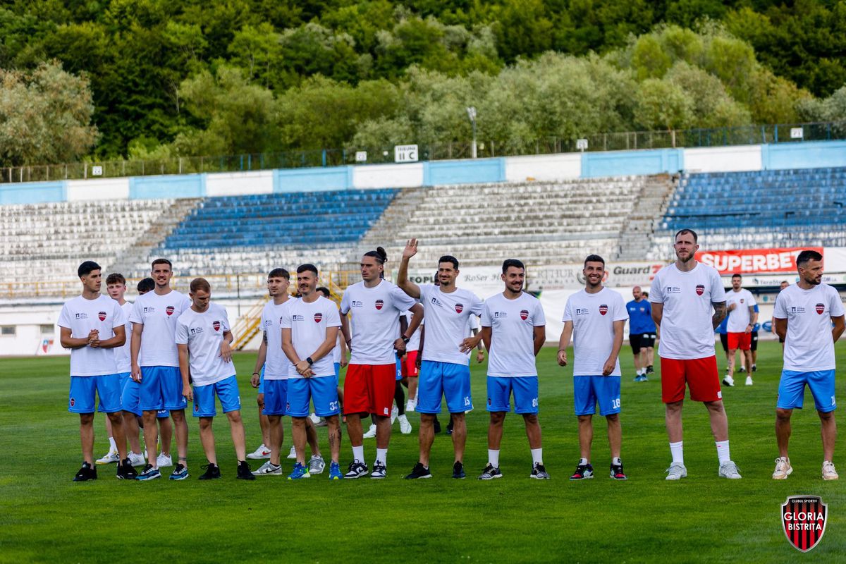 5 nume noi sub comanda lui Cristi Pustai la reunirea Gloriei Bistrița: doi abia au retrogradat din Superligă