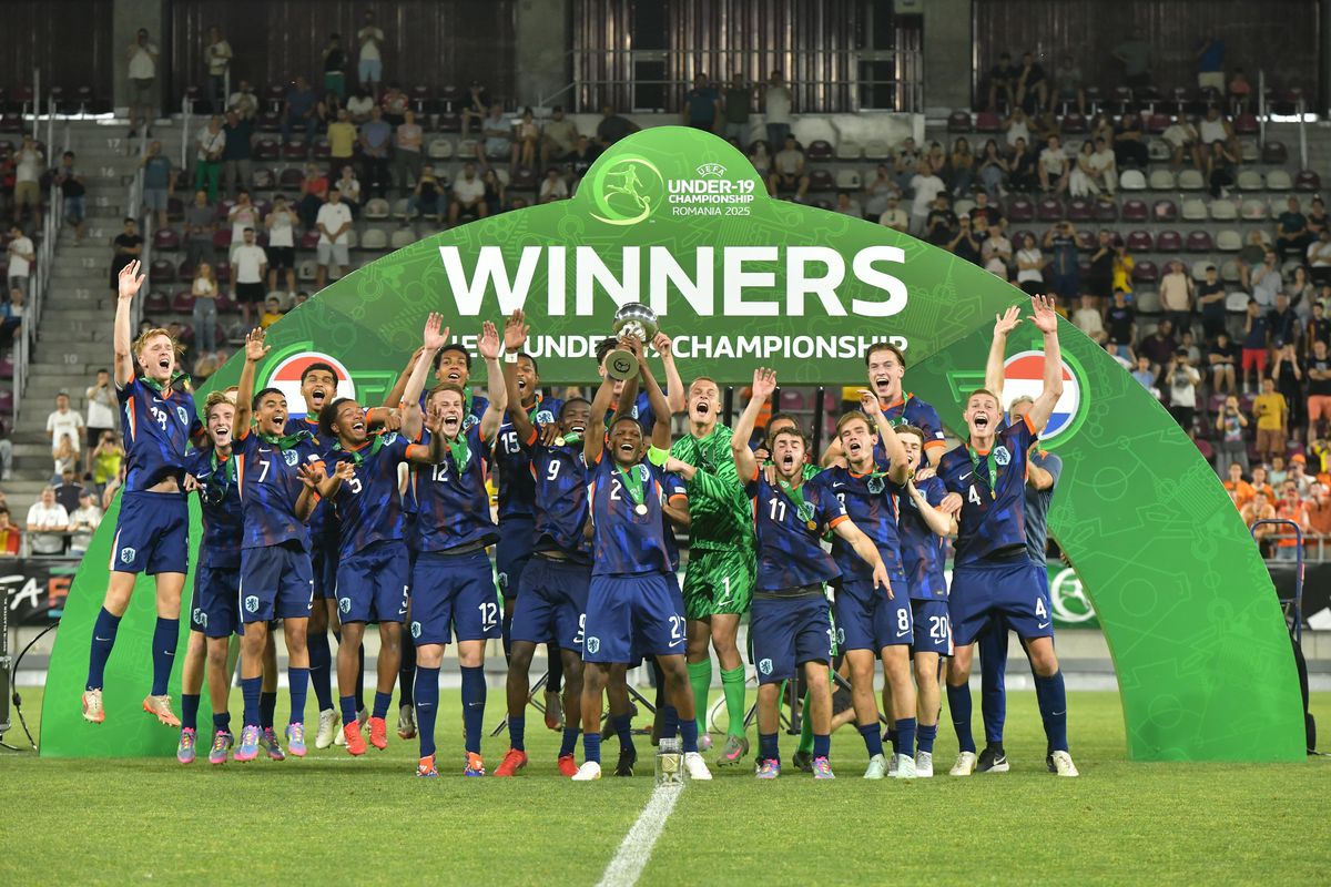 3 viitoare vedete care au încântat în finala Euro U19 din Giulești » Olanda îi propune pe următorii Van Dijk și Dumfries + noua „perlă” a Spaniei