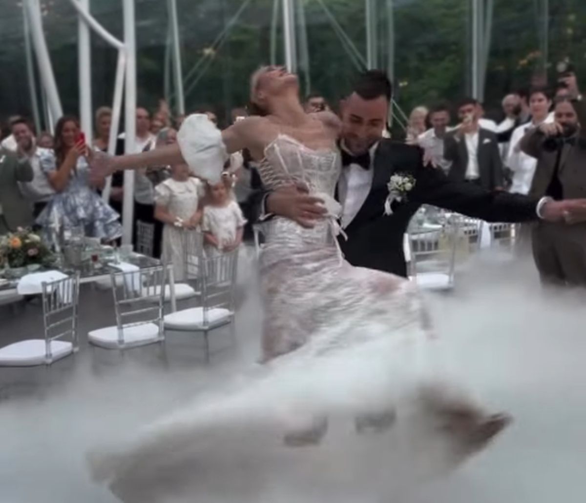 Noua handbalistă a vicecampioanei României, nuntă de vis în Muntenegru! Alegere curajoasă pentru rochie + imagini tari de la petrecerea „burlăcițelor”