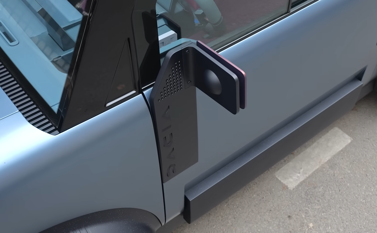 Dacia Hipster pe străzile din Paris