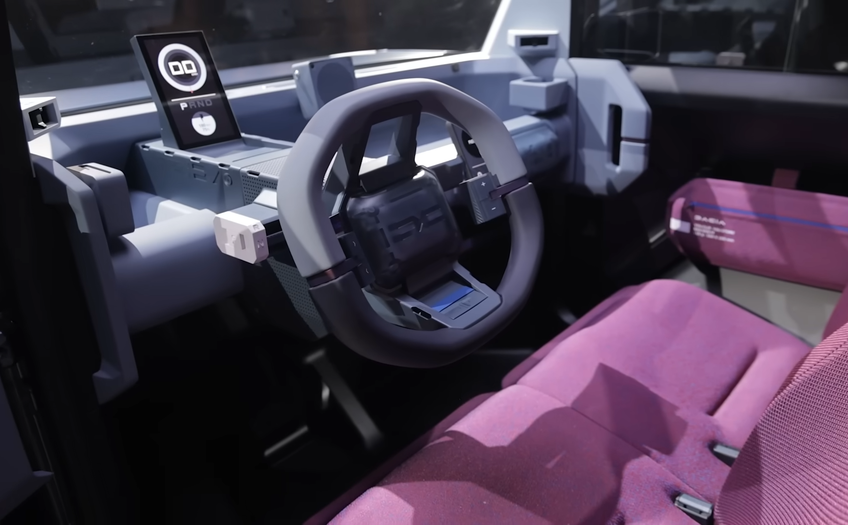 Dacia Hipster pe străzile din Paris  // Foto: captură de ecran l'Argus